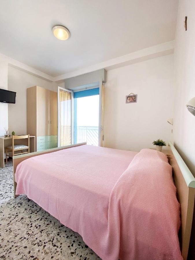 Hotel Dinarica Marotta Ngoại thất bức ảnh